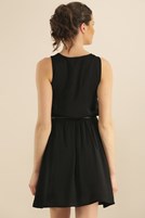 Bayan Siyah Yakası Lazer Kesim Elbise