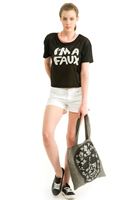 Bayan Siyah Baskılı Kısa Tişört