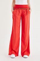 Bayan Kırmızı Beli Lastikli ve Kemerli Bol Pantolon
