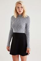 Bayan Gri Boğazlı Üst