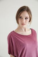 Bayan Bordo Bot Yaka Dökümlü Tişört