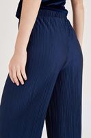 Bayan Lacivert Pileli Bol Pantolon