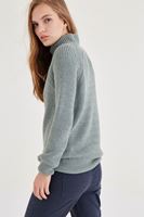 Bayan Yeşil Boğazlı Kazak