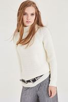 Bayan Krem Boğazlı Kazak