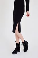 Bayan Siyah Yırtmaçlı Kalem Etek