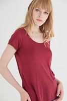 Bayan Bordo U Yaka Tişört