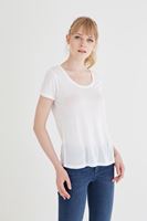 Bayan Beyaz U Yaka Tişört