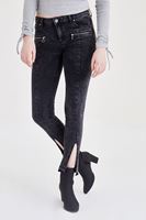 Bayan Siyah Fermuar ve Paça Detaylı Kot Pantolon