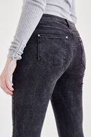 Bayan Siyah Fermuar ve Paça Detaylı Kot Pantolon