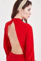 Bayan Kırmızı Sırt Detaylı Tulum