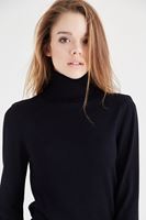 Bayan Siyah Balıkçı Yaka Kazak