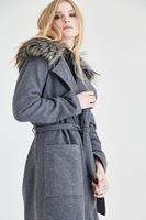 Bayan Gri Kürk Yaka Detaylı Kaban