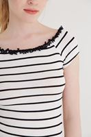 Bayan Siyah/Beyaz Çizgili Tişört