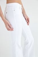 Bayan Beyaz Düşük Bel İspanyol Paça Pantolon