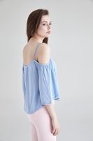 Bayan Mavi Dökümlü Delik Detaylı Bluz