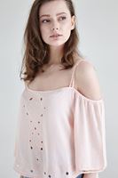 Bayan Pembe Dökümlü Delik Detaylı Bluz