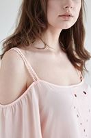 Bayan Pembe Dökümlü Delik Detaylı Bluz