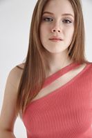 Bayan Pembe Tek Omuzlu Triko