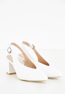 Bayan Beyaz Arkası Açık Topuklu Ayakkabı