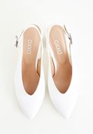 Bayan Beyaz Arkası Açık Topuklu Ayakkabı
