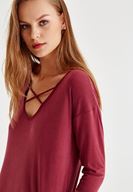 Bayan Bordo Çapraz Biye Detaylı Bluz