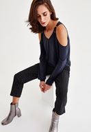 Bayan Siyah Omuz Detaylı Uzun Kollu Bluz