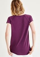 Bayan Mor Yumuşak Dokulu V Yaka Tişört