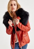 Bayan Kırmızı Suni Kürk Detaylı Ceket