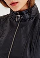 Bayan Siyah Yakası Kemer Detaylı Biker Deri Ceket