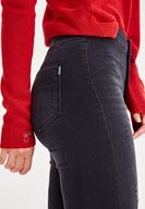 Bayan Siyah Çok Düğmeli Dar Paça Denim Pantolon