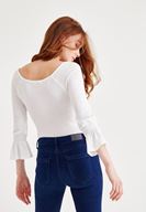 Bayan Beyaz Kolları Fırfır Bluz