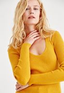 Bayan Sarı Choker Detaylı Triko