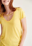 Bayan Sarı Biye Detaylı Basic Tişört