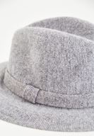 Bayan Gri Kurdele Detaylı Şapka