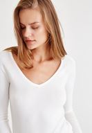 Bayan Krem V Yaka Uzun Kollu Triko