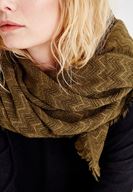 Bayan Çok Renkli Zigzag Desenli Püskül Detaylı Şal