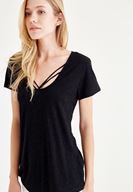 Bayan Siyah Biye Detaylı Simli Tişört