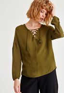 Bayan Yeşil Biye Detaylı Uzun Kollu Bluz