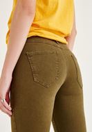 Bayan Yeşil Orta Bel Dar Bilek Paça Skinny Pantolon