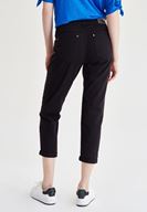 Bayan Siyah Kısa Paça Slim Boyfriend Pantolon