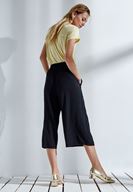 Bayan Siyah Kısa Bol Pantolon