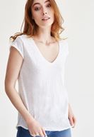 Bayan Beyaz V Yaka Pamuklu Tişört
