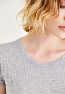 Bayan Gri Yırtmaçlı Uzun Tişört