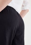 Bayan Siyah Bağcık Detaylı Pantolon