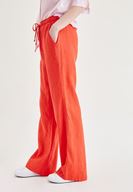Bayan Kırmızı Bağcık Detaylı Pantolon