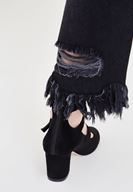 Bayan Siyah Paça Detaylı Bol Kesim Jean Pantolon