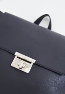 Bayan Siyah Toka Detaylı Sırt Çantası