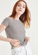 Bayan Siyah/Beyaz Çizgili Tişört