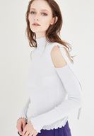 Bayan Beyaz Omuz Detaylı Triko Kazak
