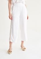 Bayan Beyaz İşlemeli Bol Pantolon